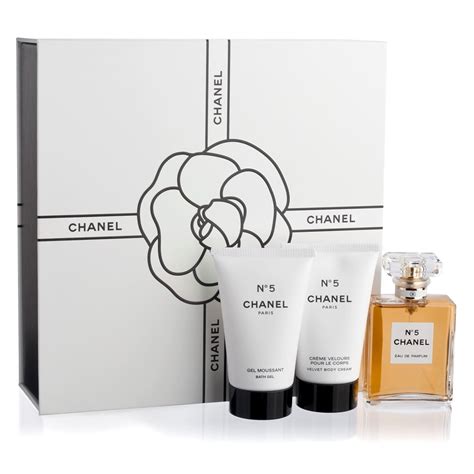 chanel fragrance gift with purchase|chanel gift set price.